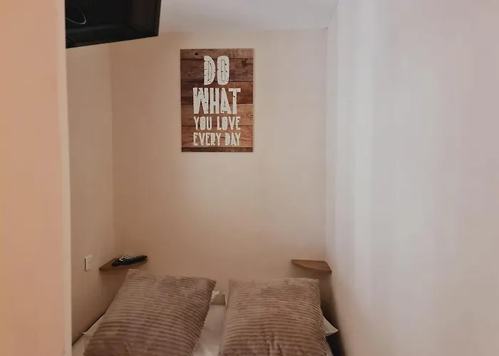 With Pool Included Appartement Agde