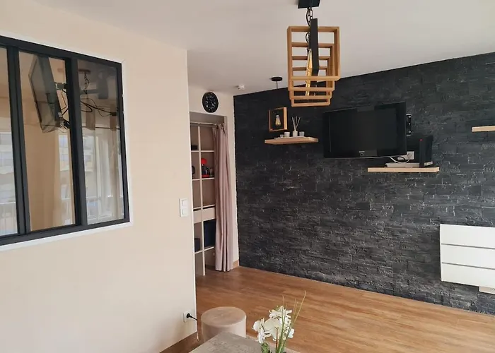 Appartement With Pool Included